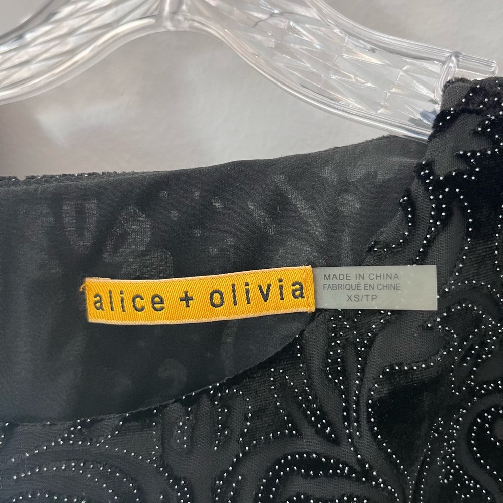 Stunning Alice and Olivia black velvet lace beaded dress - Picture 4 of 6
